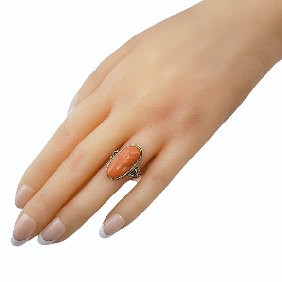 Vintage 14 Karat Yellow Gold Cameo Ring Size 6.5 - Picture 7 of 8